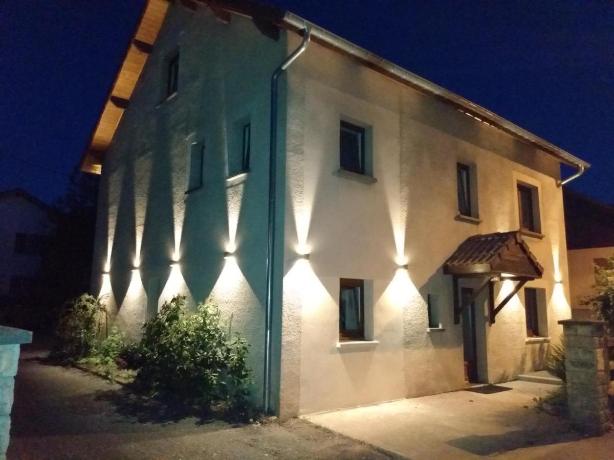 Gite Les Eglantines Rez-De-Jardin جوراردُميه المظهر الخارجي الصورة